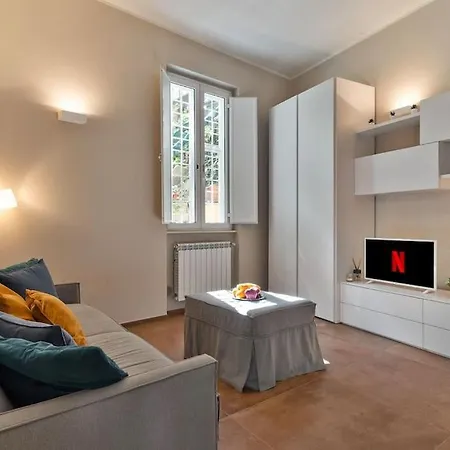 Garage-netflix-wifi Garden