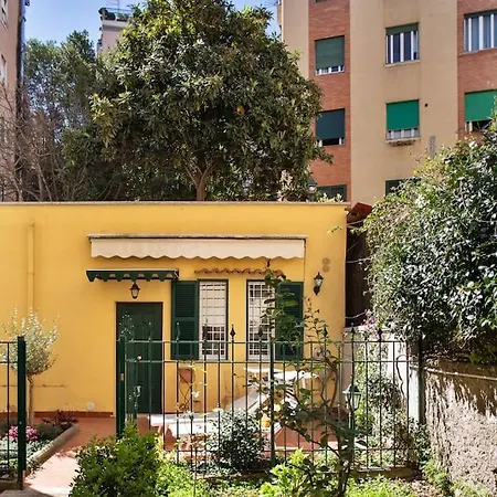 Garage-netflix-wifi Garden Apartment Rome
