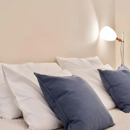 Garage-netflix-wifi Garden Apartment Rome